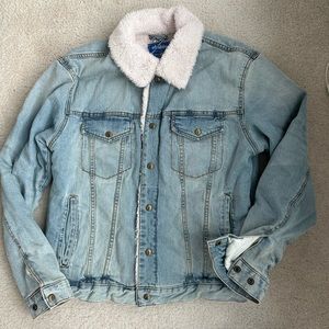 Chubbies Men’s Jacket Denim Shearling Medium New with Tags trucker